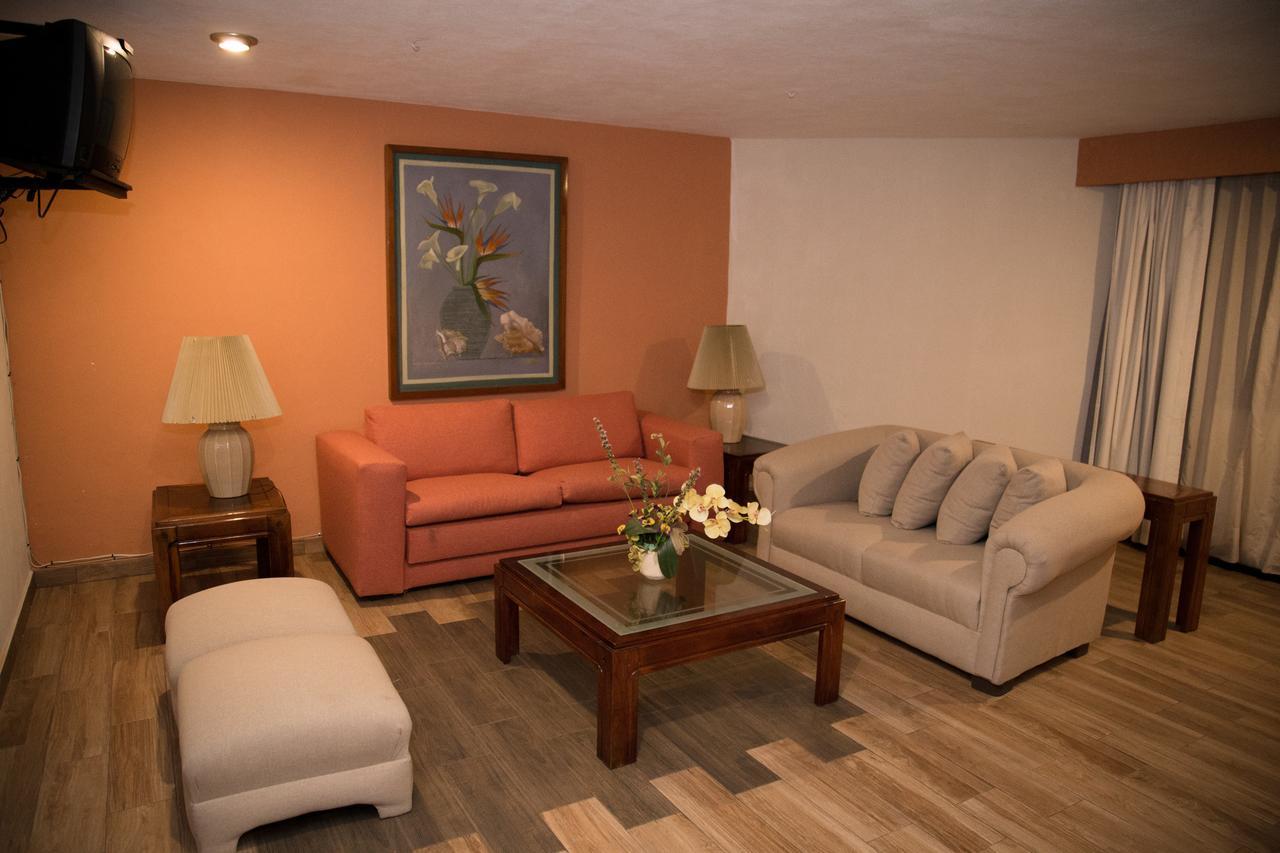 La Loma Hotel 4*